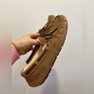 UGG Dakota Moccasins — BROWN — Women’s Size 8 — GENTLY USED